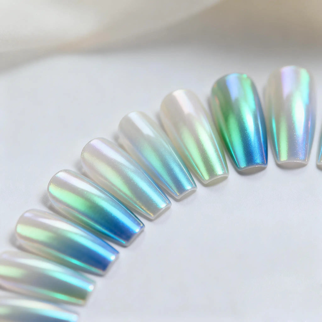 nail art surface with chrome reflective pigment effect